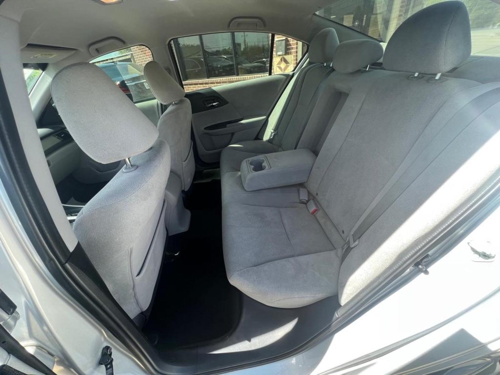 2013 Silver/ Black HONDA ACCORD LX (1HGCR2F36DA) with an 2.4L engine, Continuously Variable transmission, located at 4415 NE 28th St, Haltom City, TX, 76117, (817) 222-9334, 32.795322, -97.280937 - Photo #8