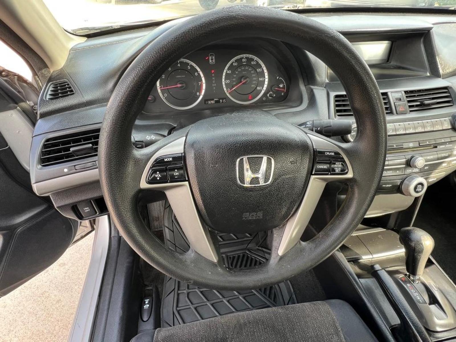 2010 Gray HONDA ACCORD LX (1HGCP2F35AA) with an 2.4L engine, Automatic transmission, located at 4415 NE 28th St, Haltom City, TX, 76117, (817) 222-9334, 32.795322, -97.280937 - Photo #14