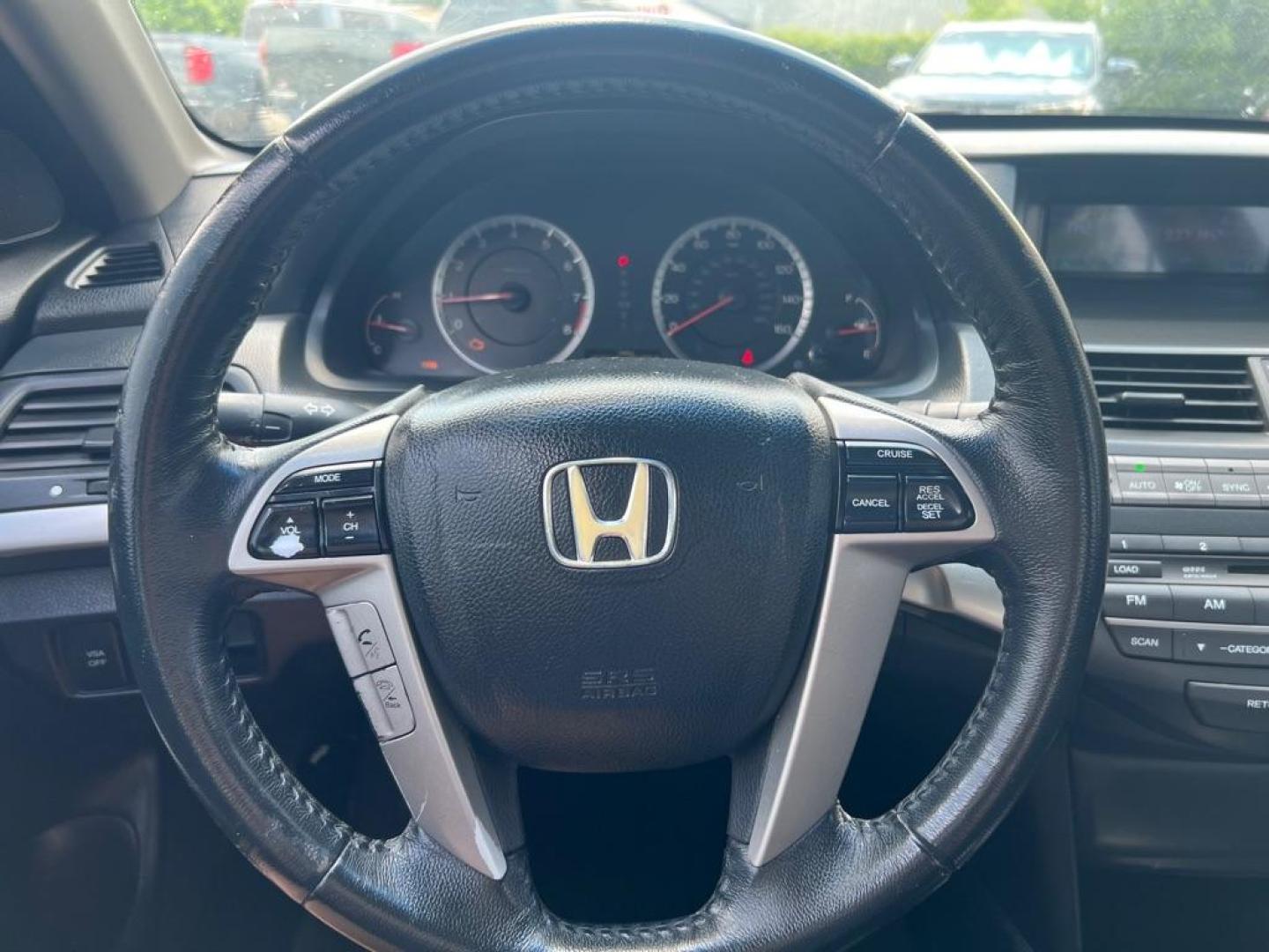 2010 BLACK HONDA ACCORD EXL (1HGCP2F88AA) with an 2.4L engine, Automatic transmission, located at 4415 NE 28th St, Haltom City, TX, 76117, (817) 222-9334, 32.795322, -97.280937 - Photo#13