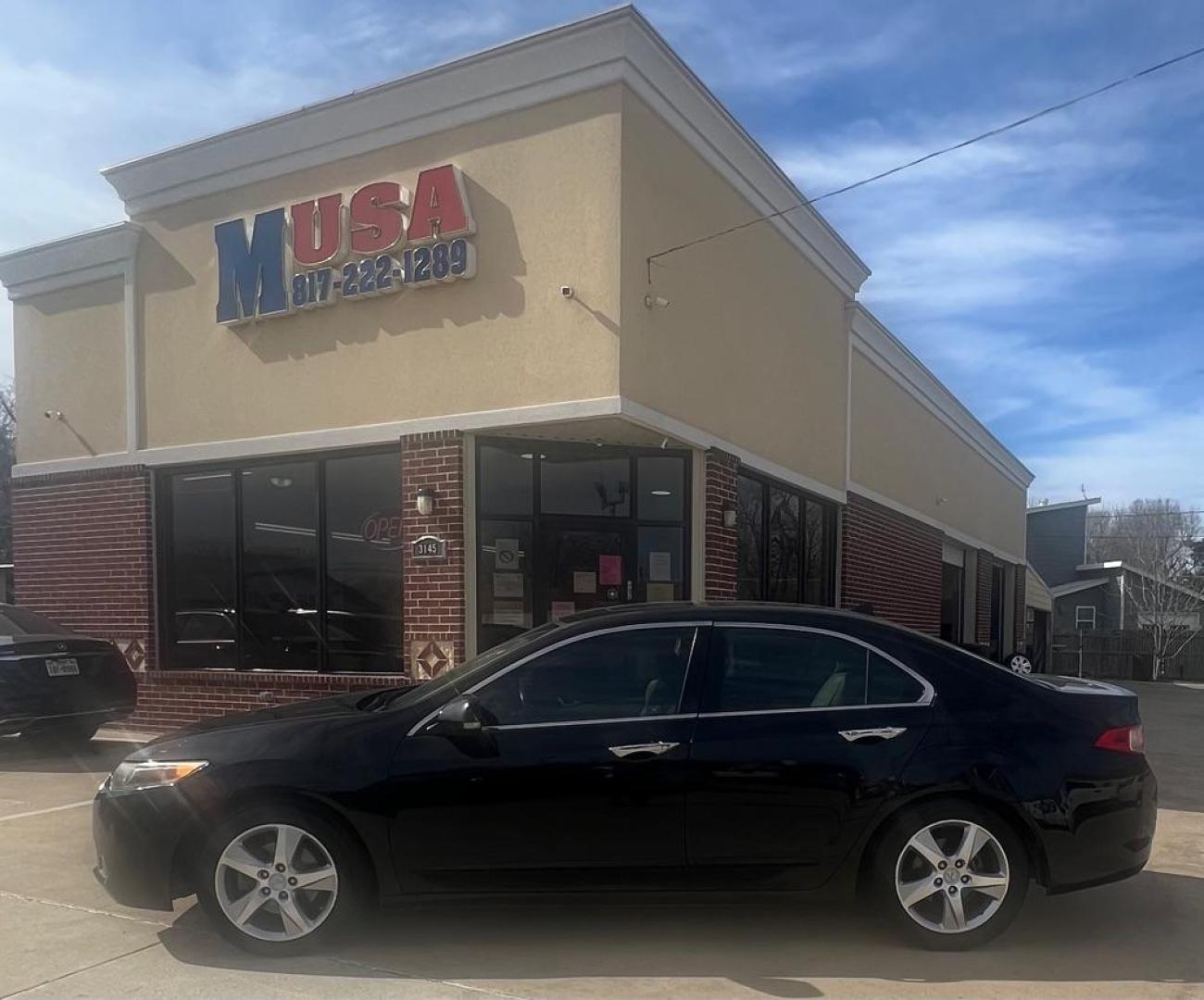 2011 BLACK ACURA TSX (JH4CU2F68BC) with an 2.4L engine, Automatic transmission, located at 4415 NE 28th St, Haltom City, TX, 76117, (817) 222-9334, 32.795322, -97.280937 - Photo#15