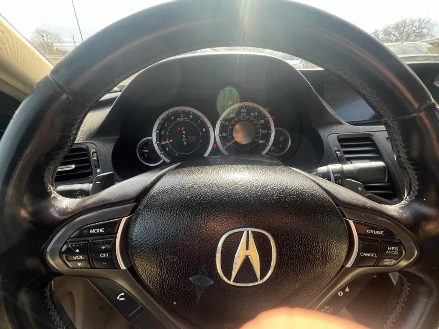 2011 BLACK ACURA TSX (JH4CU2F68BC) with an 2.4L engine, Automatic transmission, located at 4415 NE 28th St, Haltom City, TX, 76117, (817) 222-9334, 32.795322, -97.280937 - Photo#14