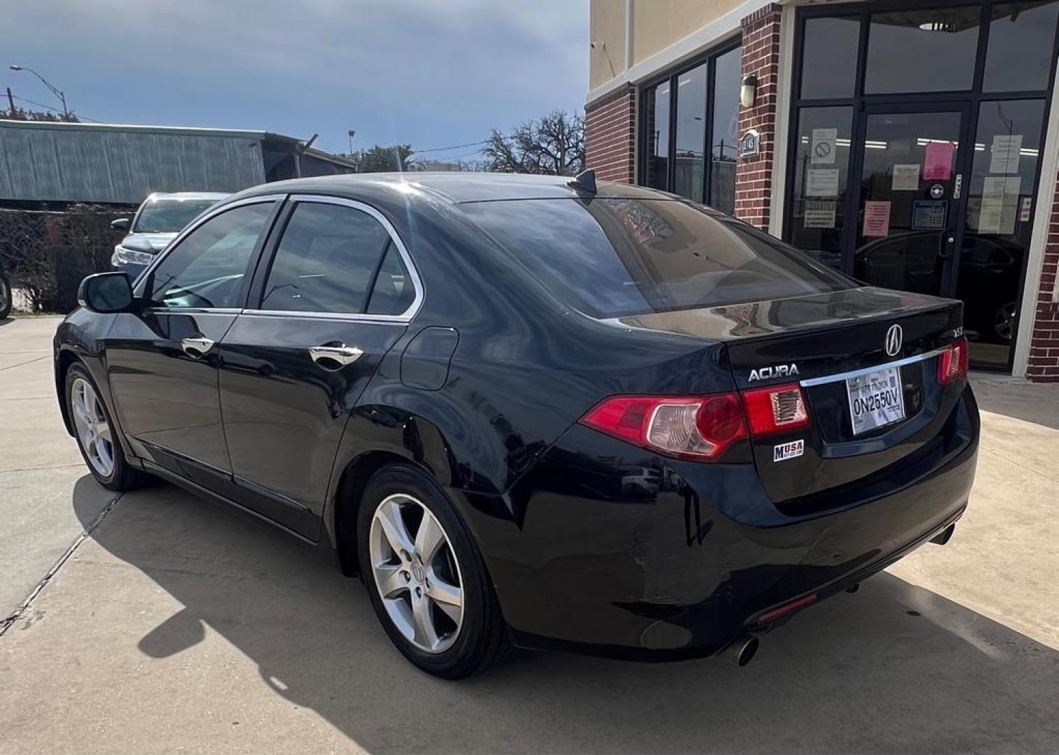 2011 BLACK ACURA TSX (JH4CU2F68BC) with an 2.4L engine, Automatic transmission, located at 4415 NE 28th St, Haltom City, TX, 76117, (817) 222-9334, 32.795322, -97.280937 - Photo#1