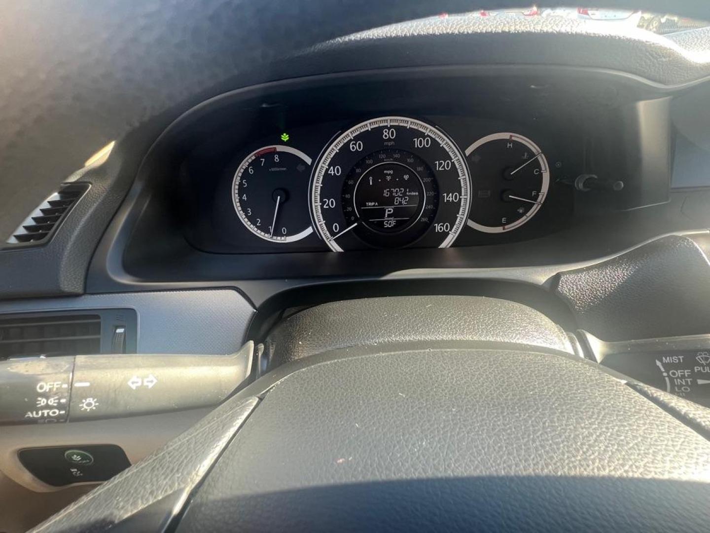 2013 BLACK HONDA ACCORD ULX (1HGCR2F30DA) with an 2.4L engine, Continuously Variable transmission, located at 4415 NE 28th St, Haltom City, TX, 76117, (817) 222-9334, 32.795322, -97.280937 - Photo#15