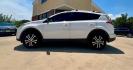 2016 WHITE TOYOTA RAV4 LE (2T3ZFREV3GW) with an 2.5L engine, Automatic transmission, located at 4415 NE 28th St, Haltom City, TX, 76117, (817) 222-9334, 32.795322, -97.280937- Photo#2
