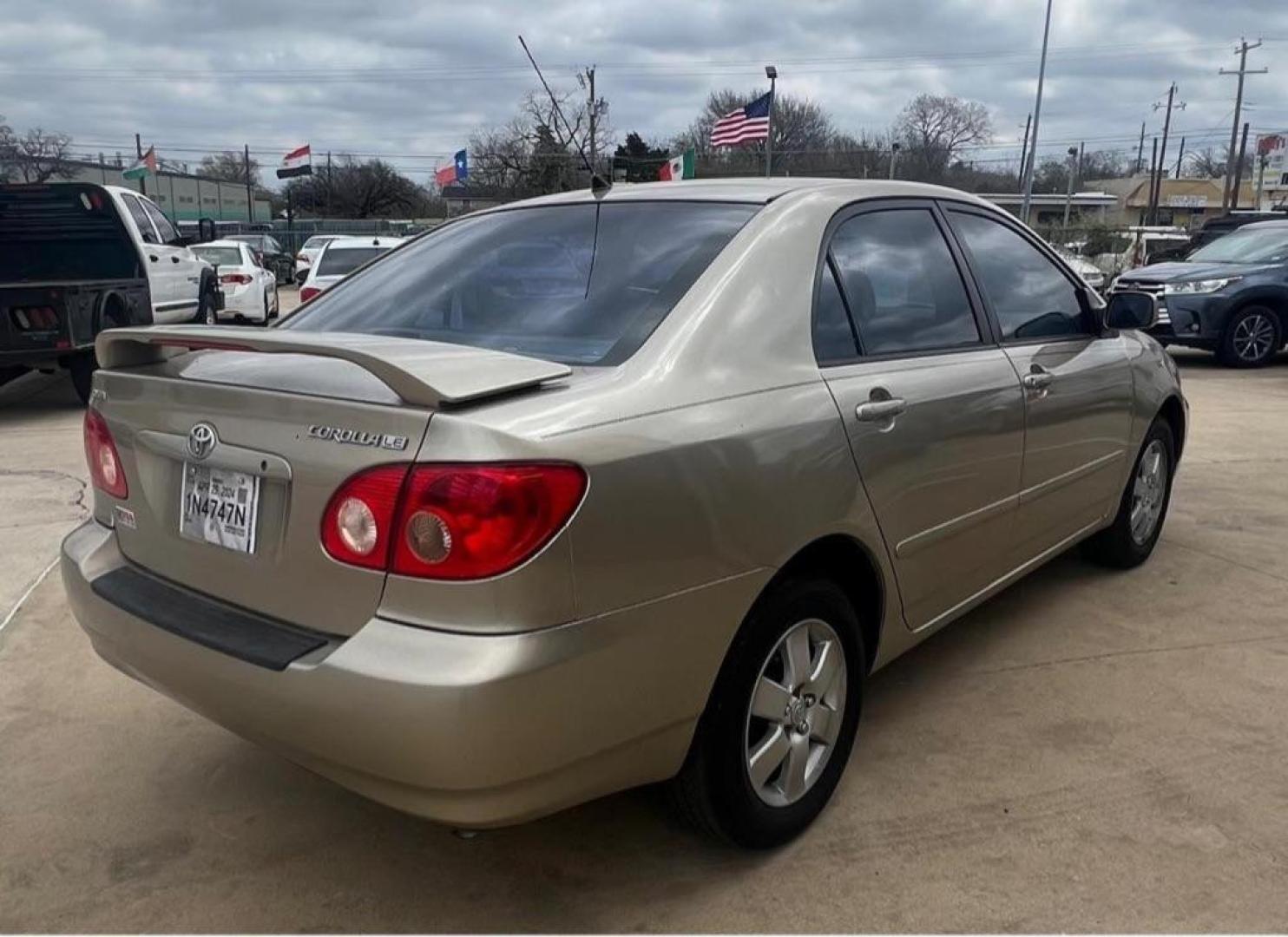 2005 TAN TOYOTA COROLLA CE (1NXBR32E45Z) with an 1.8L engine, Automatic transmission, located at 4415 NE 28th St, Haltom City, TX, 76117, (817) 222-9334, 32.795322, -97.280937 - Photo#3