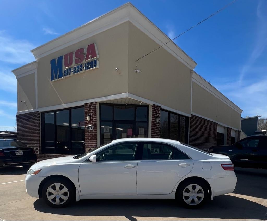 photo of 2009 TOYOTA CAMRY 4DR