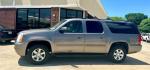 2011 GRAY GMC YUKON XL 1500 SLE (1GKS1HE00BR) with an 5.3L engine, Automatic transmission, located at 4415 NE 28th St, Haltom City, TX, 76117, (817) 222-9334, 32.795322, -97.280937- Photo#1