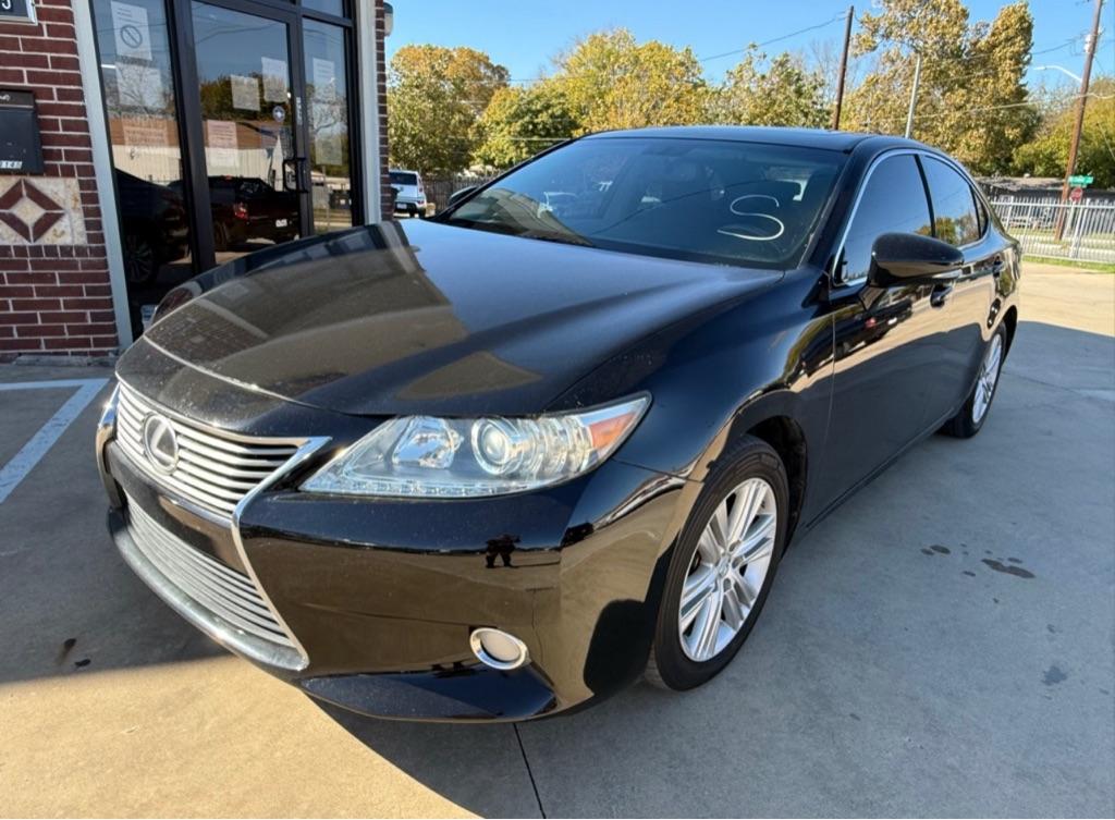 photo of 2014 LEXUS ES 350