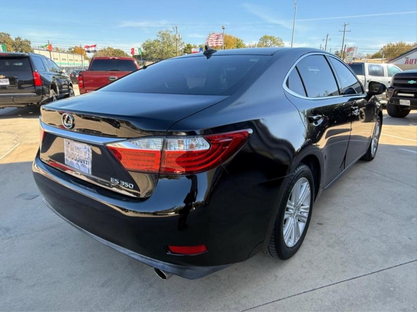2014 BLACK LEXUS ES 350 (JTHBK1GG9E2) with an 3.5L engine, Automatic transmission, located at 4415 NE 28th St, Haltom City, TX, 76117, (817) 222-9334, 32.795322, -97.280937- Photo#4