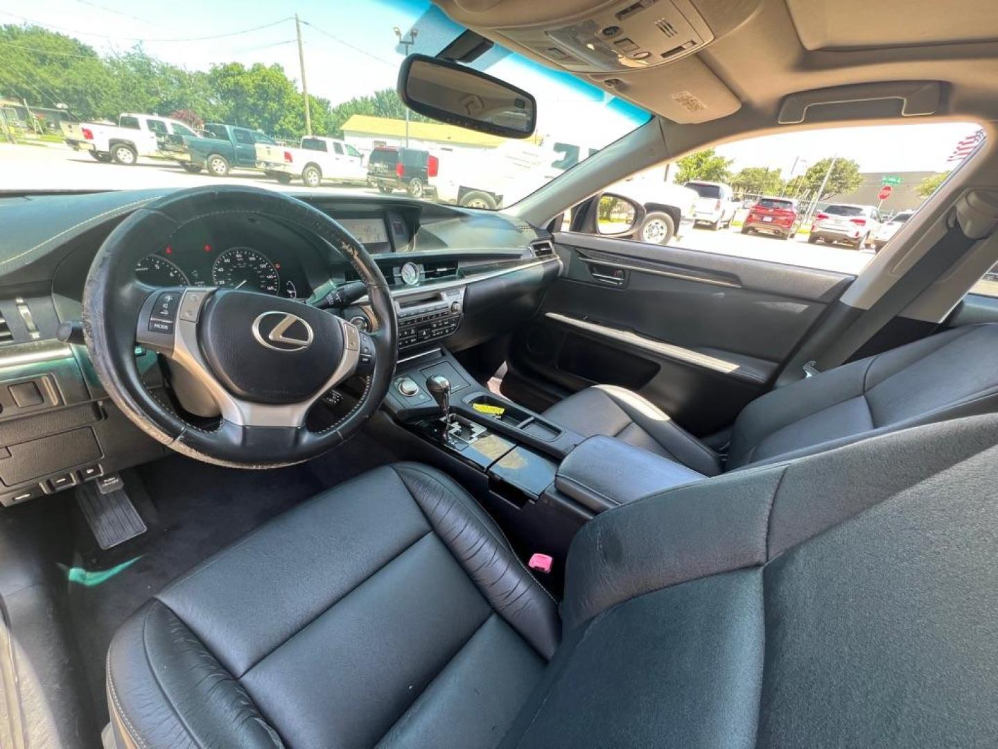 2014 BLACK LEXUS ES 350 (JTHBK1GG9E2) with an 3.5L engine, Automatic transmission, located at 4415 NE 28th St, Haltom City, TX, 76117, (817) 222-9334, 32.795322, -97.280937- Photo#7