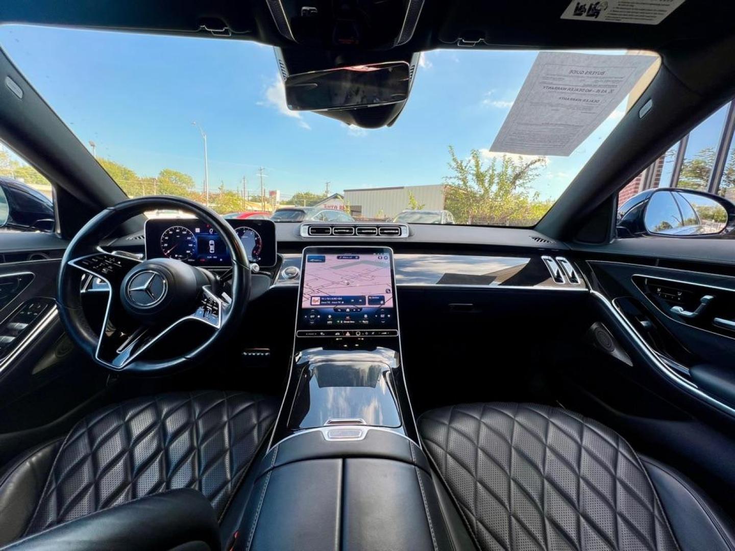 2022 Black MERCEDES-BENZ S-CLASS S580 4MATIC (W1K6G7GB3NA) with an 4.0L engine, Automatic transmission, located at 4415 NE 28th St, Haltom City, TX, 76117, (817) 222-9334, 32.795322, -97.280937 - Photo#5