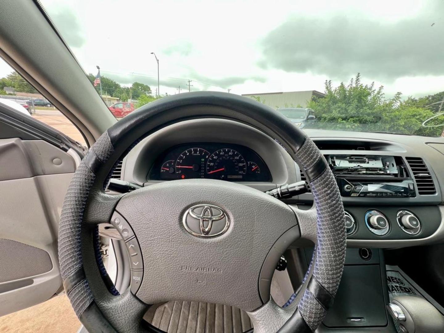 2006 White TOYOTA CAMRY LE (4T1BE32KX6U) with an 2.4L engine, Automatic transmission, located at 4415 NE 28th St, Haltom City, TX, 76117, (817) 222-9334, 32.795322, -97.280937 - Photo#7
