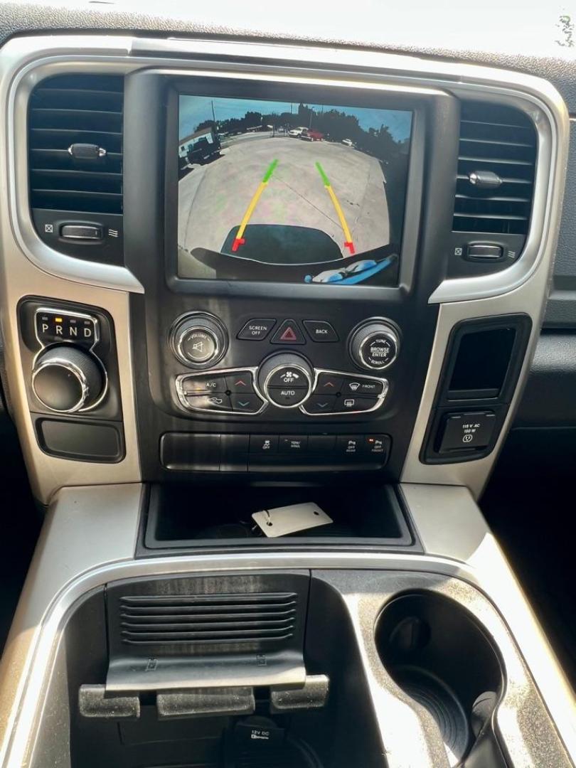 2017 Black RAM 1500 SLT (1C6RR6LG6HS) with an 3.6L engine, Automatic transmission, located at 4415 NE 28th St, Haltom City, TX, 76117, (817) 222-9334, 32.795322, -97.280937 - Photo#8