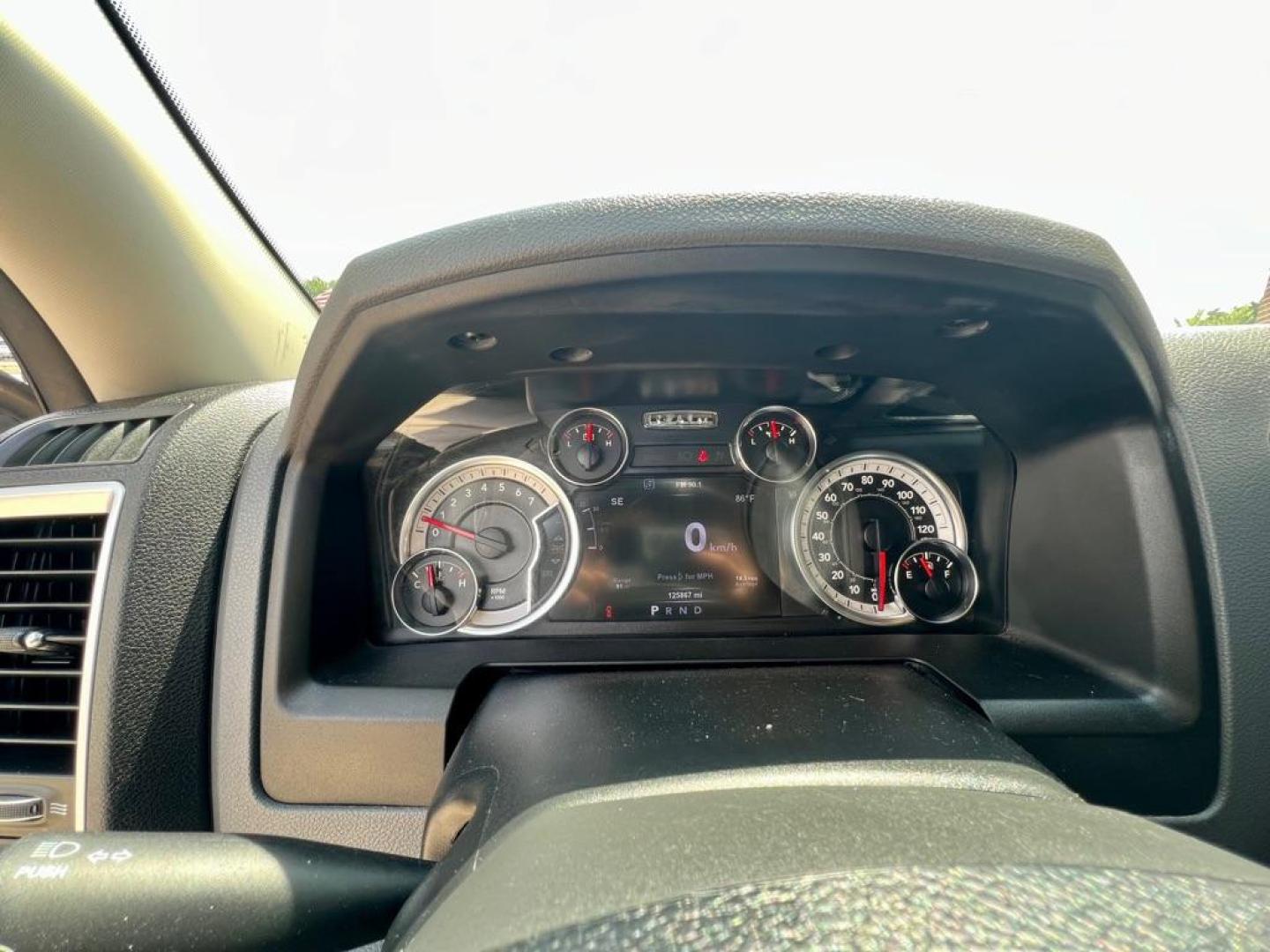 2017 Black RAM 1500 SLT (1C6RR6LG6HS) with an 3.6L engine, Automatic transmission, located at 4415 NE 28th St, Haltom City, TX, 76117, (817) 222-9334, 32.795322, -97.280937 - Photo#9