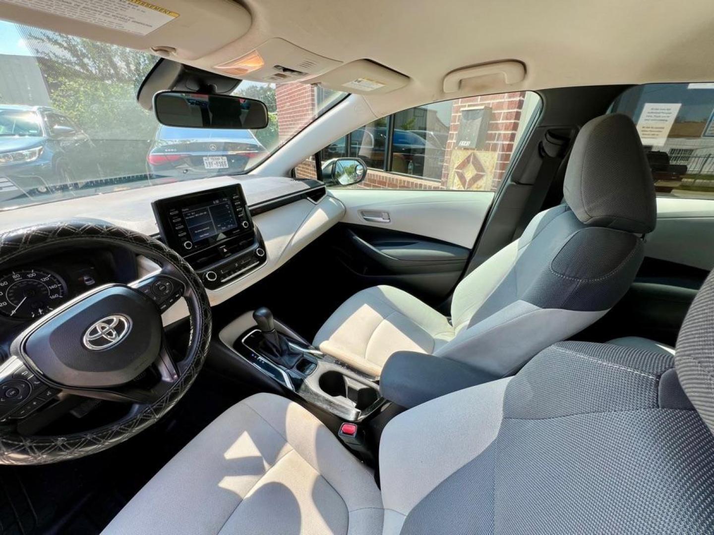 2021 White TOYOTA COROLLA L (5YFDPMAE7MP) with an 1.8L engine, Continuously Variable transmission, located at 4415 NE 28th St, Haltom City, TX, 76117, (817) 222-9334, 32.795322, -97.280937 - Photo#6