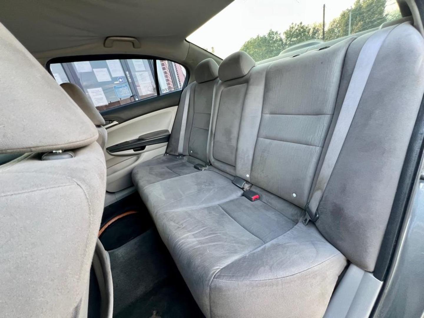 2011 Gray HONDA ACCORD LX (1HGCP2F37BA) with an 2.4L engine, Automatic transmission, located at 4415 NE 28th St, Haltom City, TX, 76117, (817) 222-9334, 32.795322, -97.280937 - Photo#9