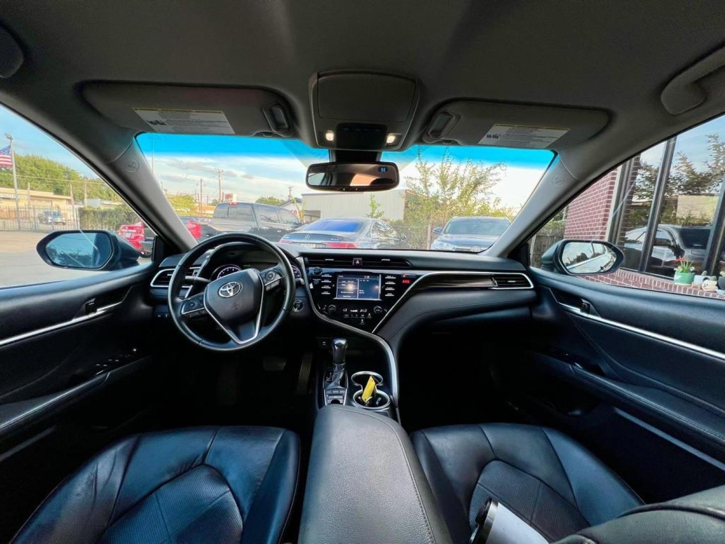 2018 Black TOYOTA CAMRY L (4T1B11HK0JU) with an 2.5L engine, Automatic transmission, located at 4415 NE 28th St, Haltom City, TX, 76117, (817) 222-9334, 32.795322, -97.280937 - Photo#7