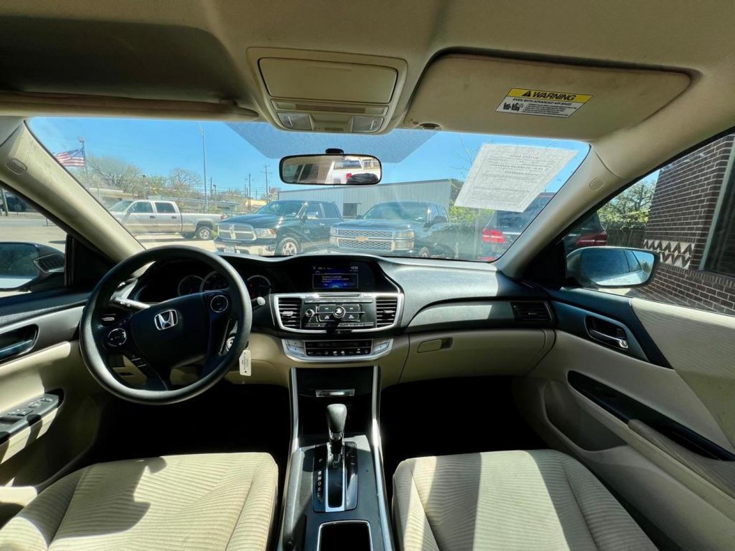 2015 White HONDA ACCORD LX (1HGCR2F3XFA) with an 2.4L engine, Continuously Variable transmission, located at 4415 NE 28th St, Haltom City, TX, 76117, (817) 222-9334, 32.795322, -97.280937 - Photo#7