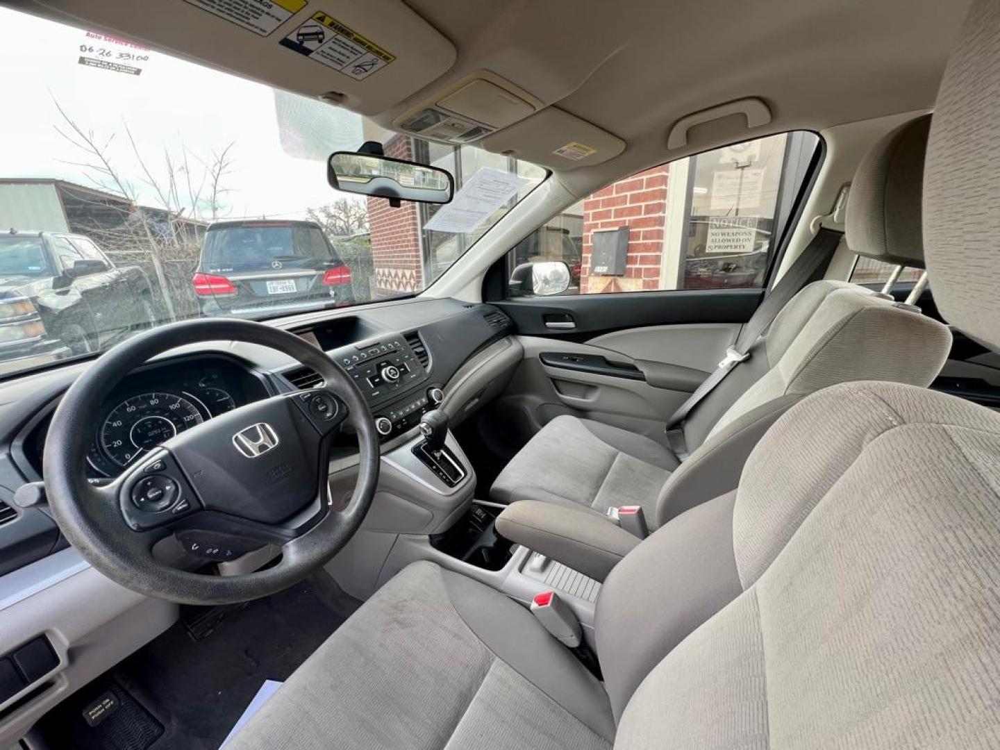 2013 Blue HONDA CR-V LX (3CZRM3H33DG) with an 2.4L engine, Automatic transmission, located at 4415 NE 28th St, Haltom City, TX, 76117, (817) 222-9334, 32.795322, -97.280937 - Photo#8