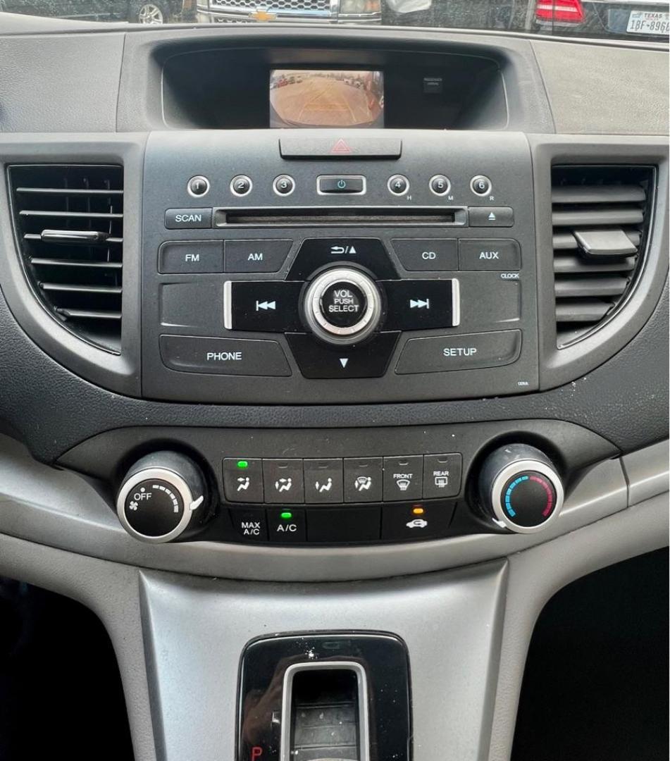 2013 Blue HONDA CR-V LX (3CZRM3H33DG) with an 2.4L engine, Automatic transmission, located at 4415 NE 28th St, Haltom City, TX, 76117, (817) 222-9334, 32.795322, -97.280937 - Photo#10