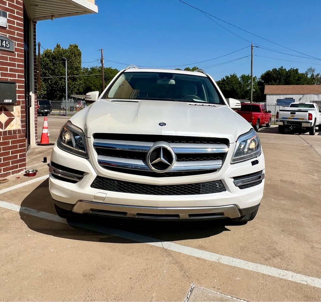 photo of 2013 MERCEDES-BENZ GL 450 4MATIC