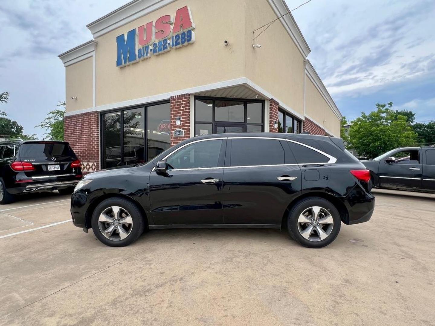 2016 Black ACURA MDX (5FRYD3H28GB) with an 3.5L engine, Automatic transmission, located at 4415 NE 28th St, Haltom City, TX, 76117, (817) 222-9334, 32.795322, -97.280937 - Photo#2