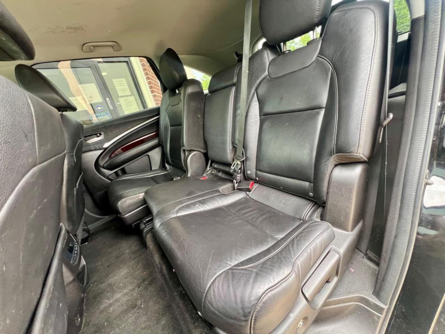 2016 Black ACURA MDX (5FRYD3H28GB) with an 3.5L engine, Automatic transmission, located at 4415 NE 28th St, Haltom City, TX, 76117, (817) 222-9334, 32.795322, -97.280937 - Photo#9