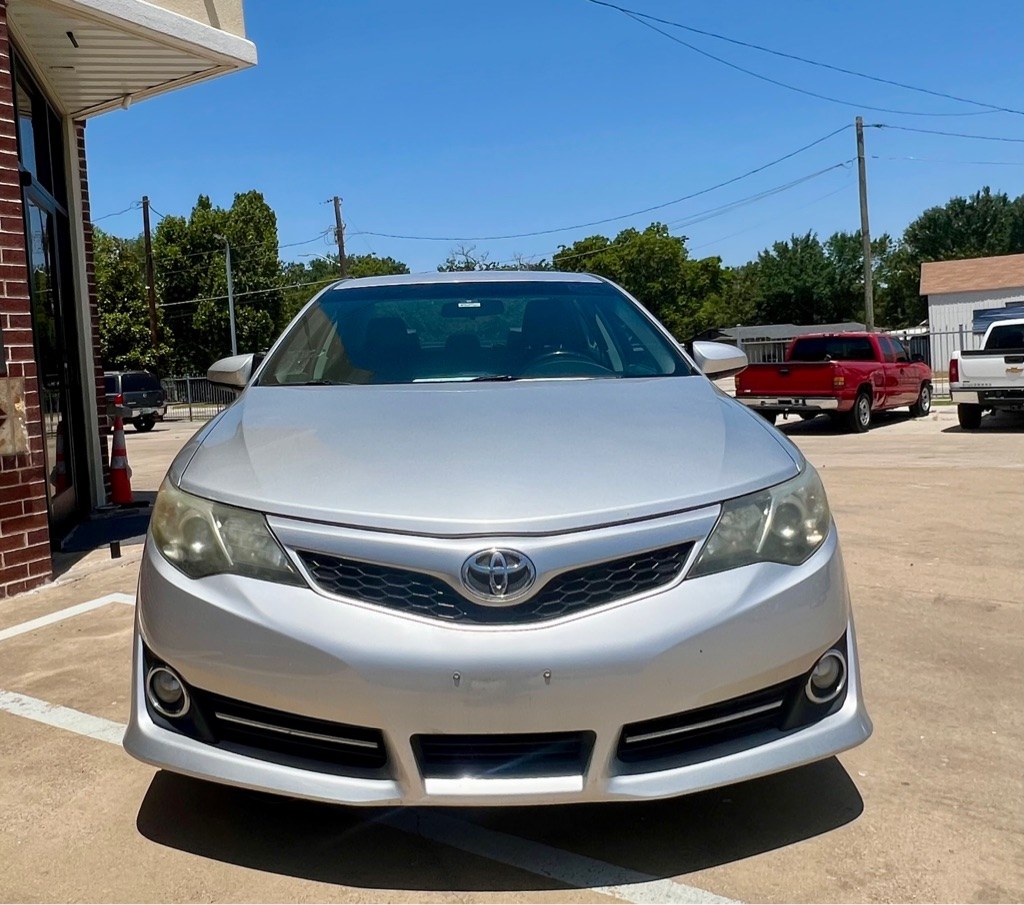 photo of 2013 TOYOTA CAMRY L
