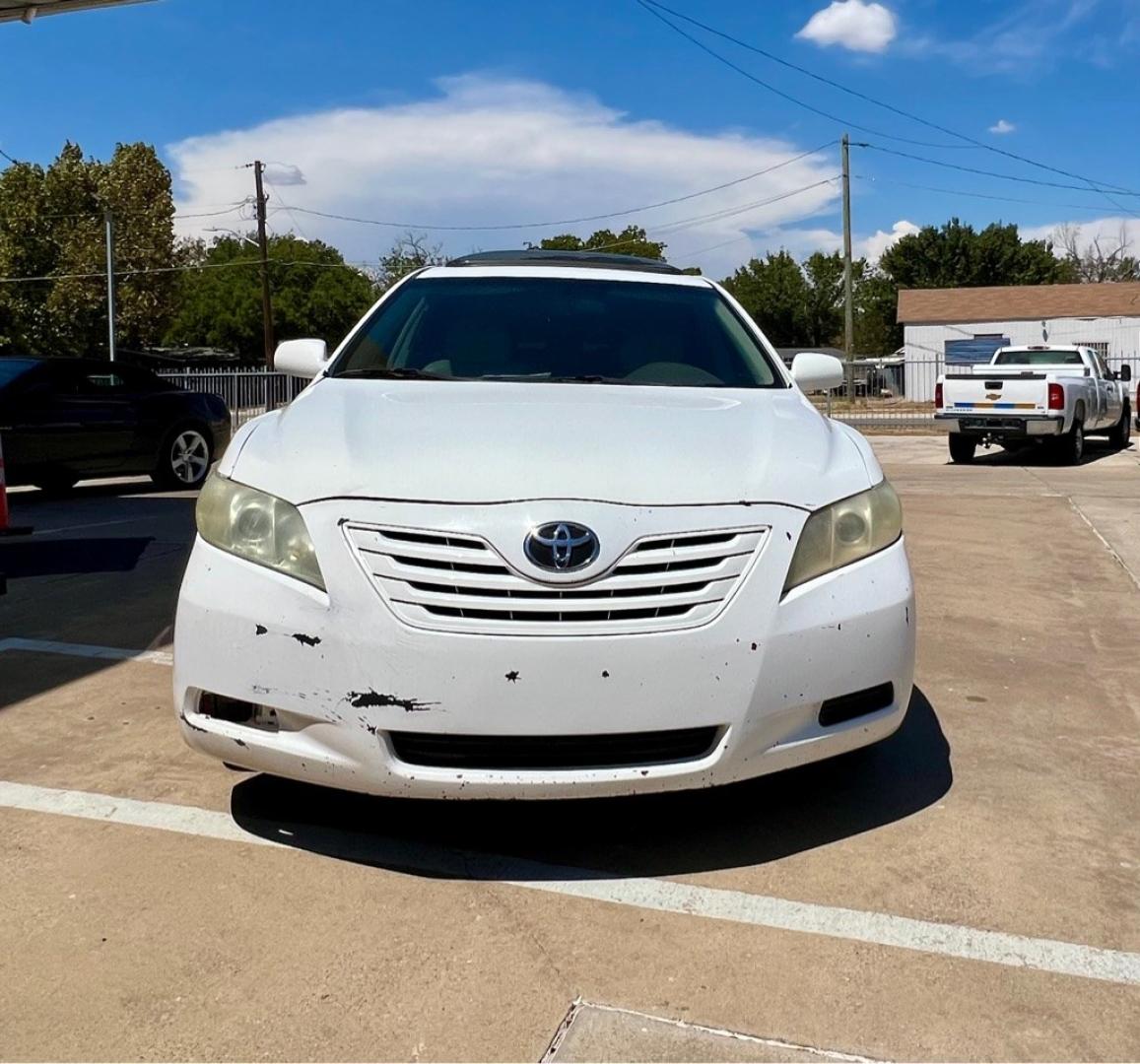 2009 White TOYOTA CAMRY BASE (4T1BE46K49U) with an 2.4L engine, Automatic transmission, located at 4415 NE 28th St, Haltom City, TX, 76117, (817) 222-9334, 32.795322, -97.280937- Photo#1
