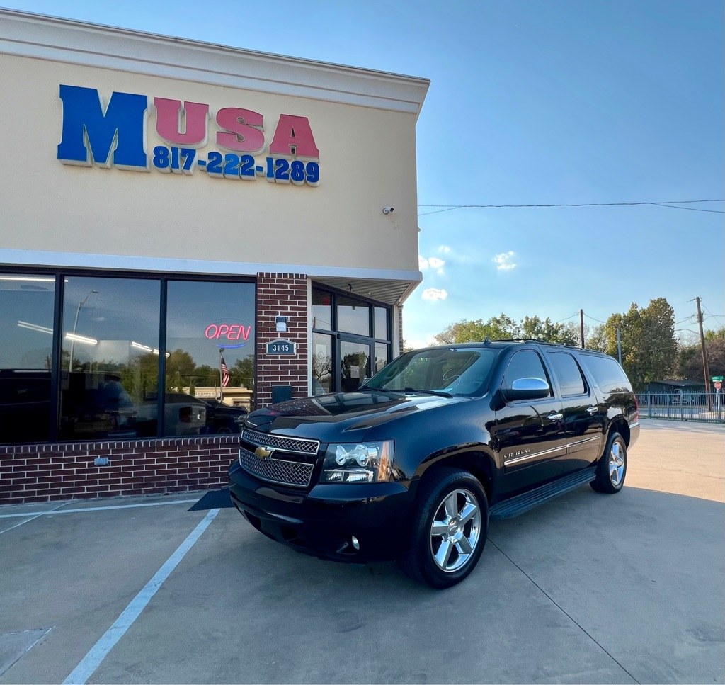 photo of 2013 CHEVROLET SUBURBAN 1500 LTZ