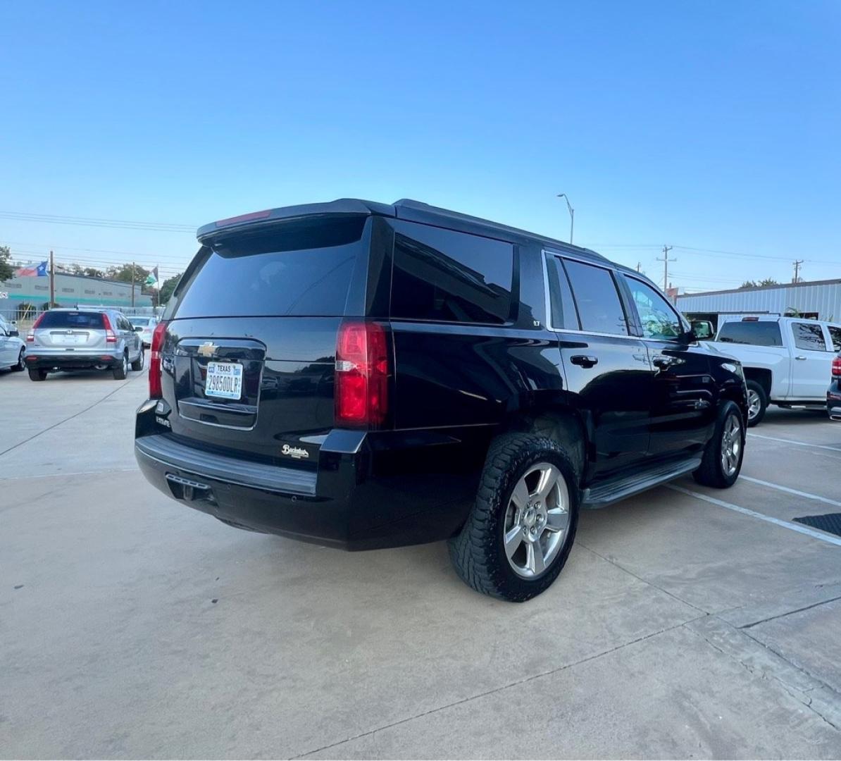 2016 Black CHEVROLET TAHOE 1500 LT (1GNSCBKC7GR) with an 5.3L engine, Automatic transmission, located at 4415 NE 28th St, Haltom City, TX, 76117, (817) 222-9334, 32.795322, -97.280937- Photo#5