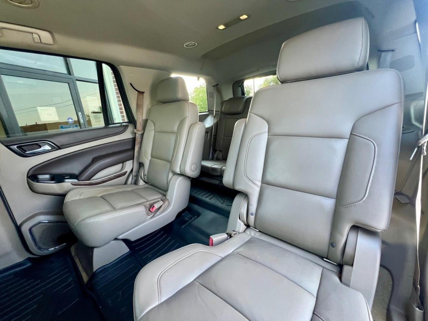 2016 Black CHEVROLET TAHOE 1500 LT (1GNSCBKC7GR) with an 5.3L engine, Automatic transmission, located at 4415 NE 28th St, Haltom City, TX, 76117, (817) 222-9334, 32.795322, -97.280937- Photo#10