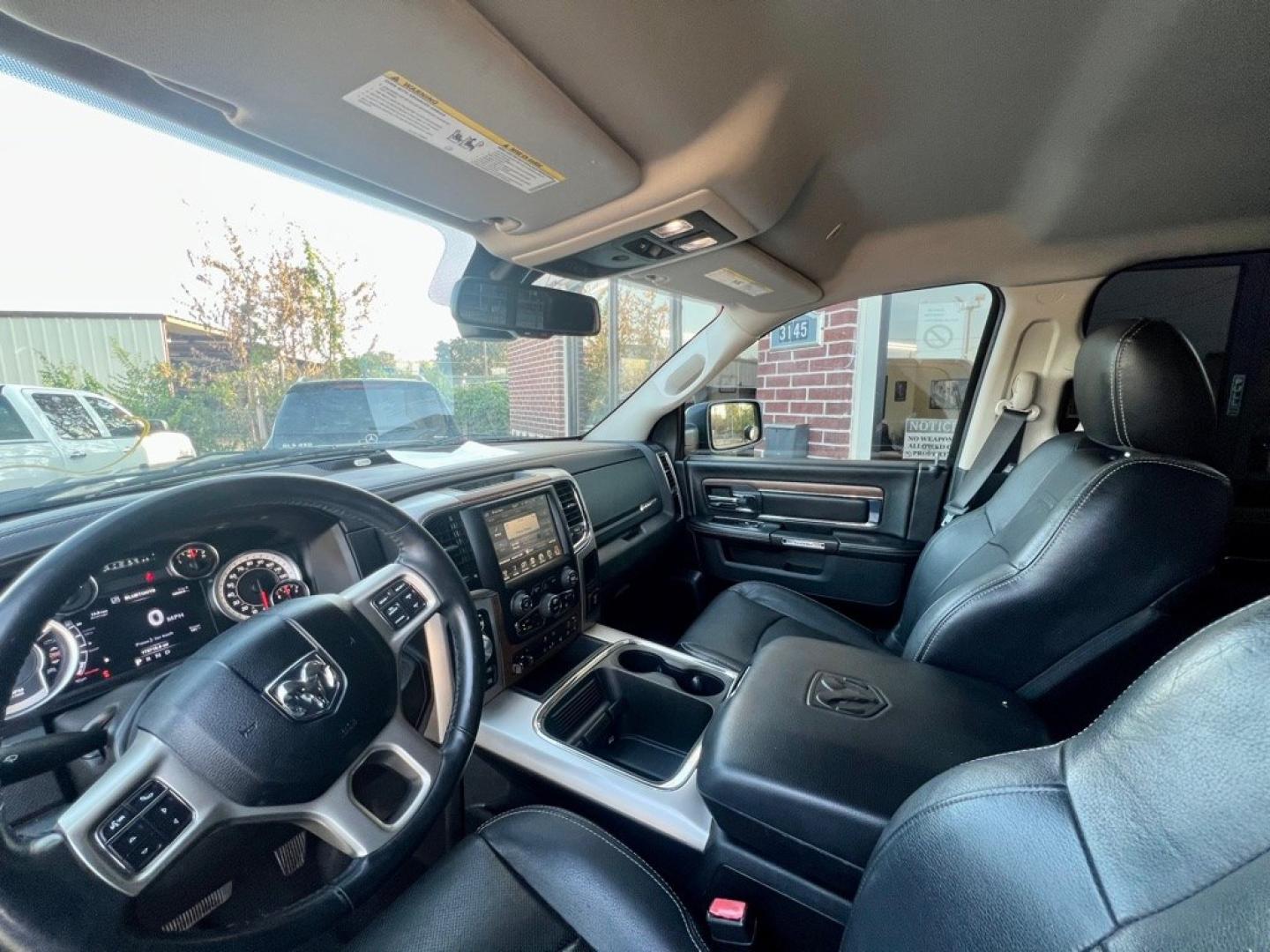 2017 Black RAM 1500 LARAMIE (1C6RR7NT8HS) with an 5.7L engine, Automatic transmission, located at 4415 NE 28th St, Haltom City, TX, 76117, (817) 222-9334, 32.795322, -97.280937- Photo#7