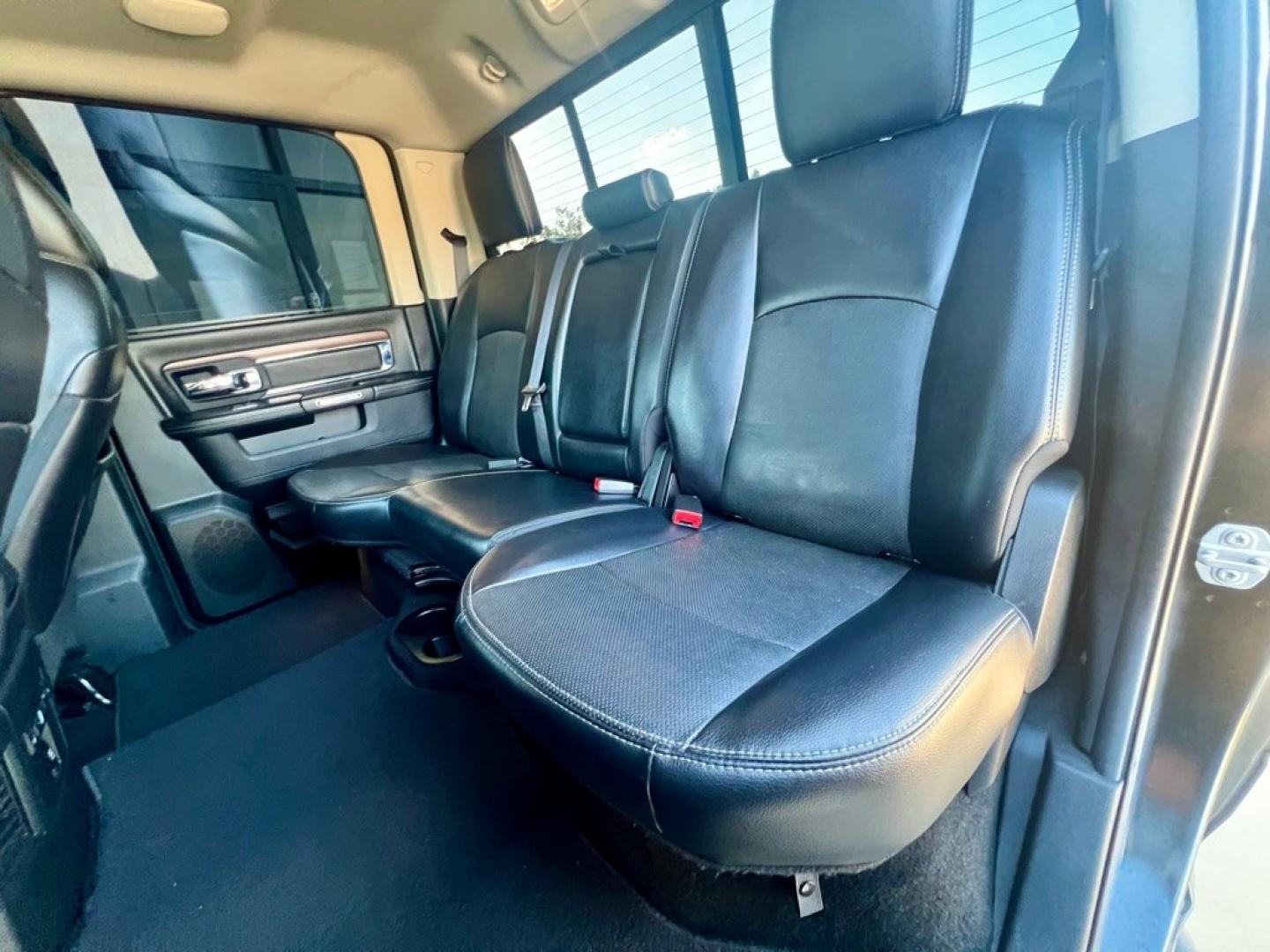2017 Black RAM 1500 LARAMIE (1C6RR7NT8HS) with an 5.7L engine, Automatic transmission, located at 4415 NE 28th St, Haltom City, TX, 76117, (817) 222-9334, 32.795322, -97.280937- Photo#11