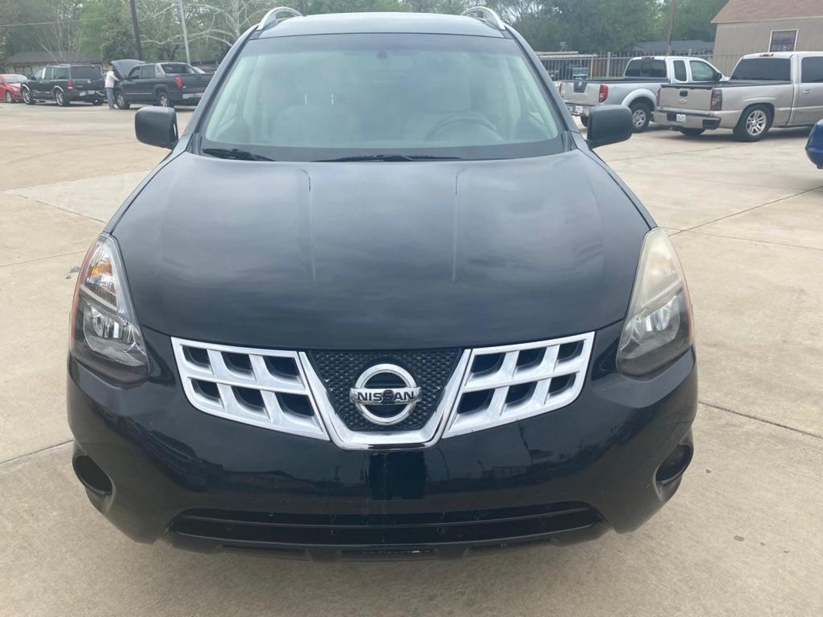 2015 BLACK NISSAN ROGUE SELECT S (JN8AS5MT5FW) with an 2.5L engine, Continuously Variable transmission, located at 4415 NE 28th St, Haltom City, TX, 76117, (817) 222-9334, 32.795322, -97.280937 - Photo #1