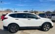 2019 White HONDA CR-V LX (2HKRW5H39KH) with an 2.4L engine, Continuously Variable transmission, located at 4415 NE 28th St, Haltom City, TX, 76117, (817) 222-1289, 32.795322, -97.280937 - Photo #7