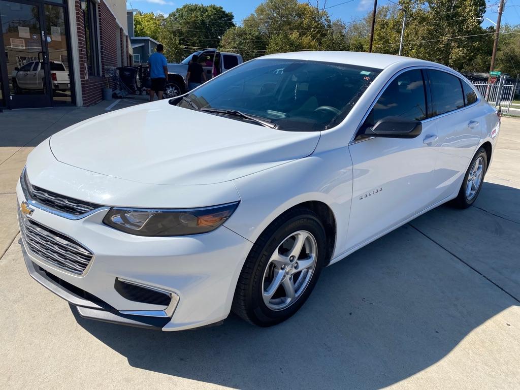 photo of 2017 CHEVROLET MALIBU 4DR