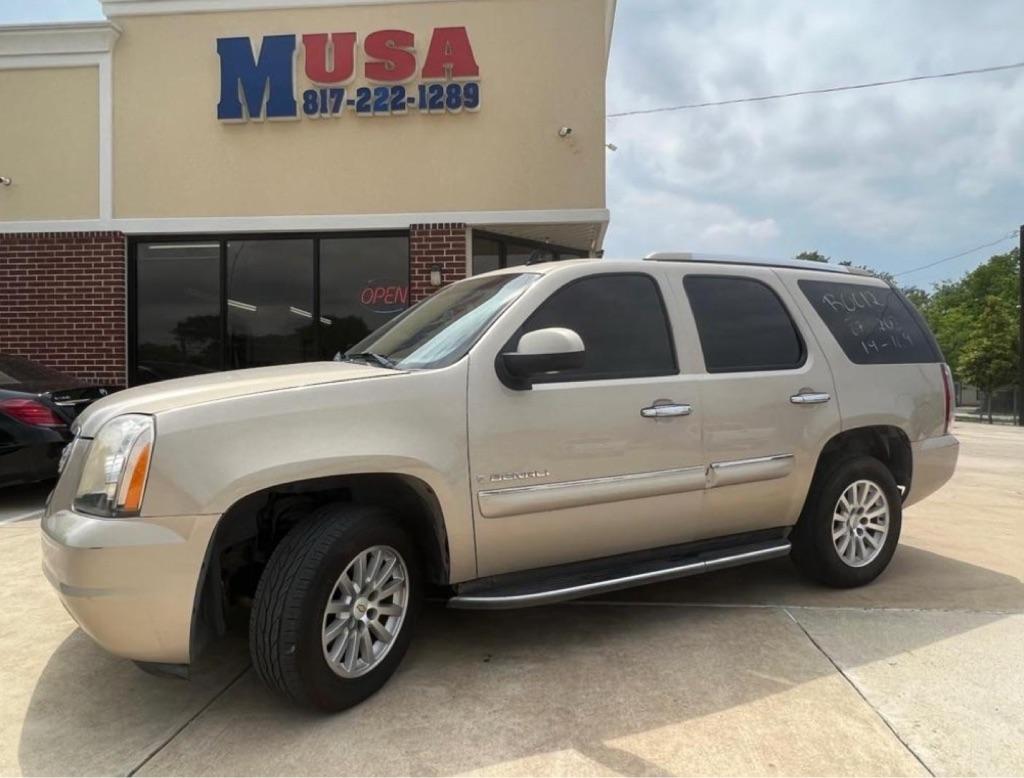 photo of 2007 GMC YUKON 4DR