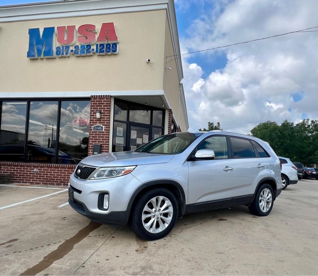 photo of 2014 KIA SORENTO 4DR