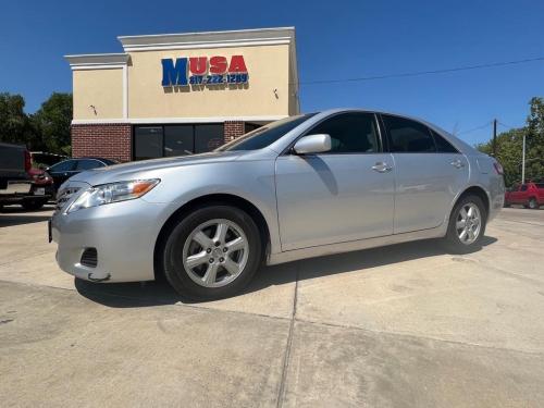 2010 TOYOTA CAMRY 4DR