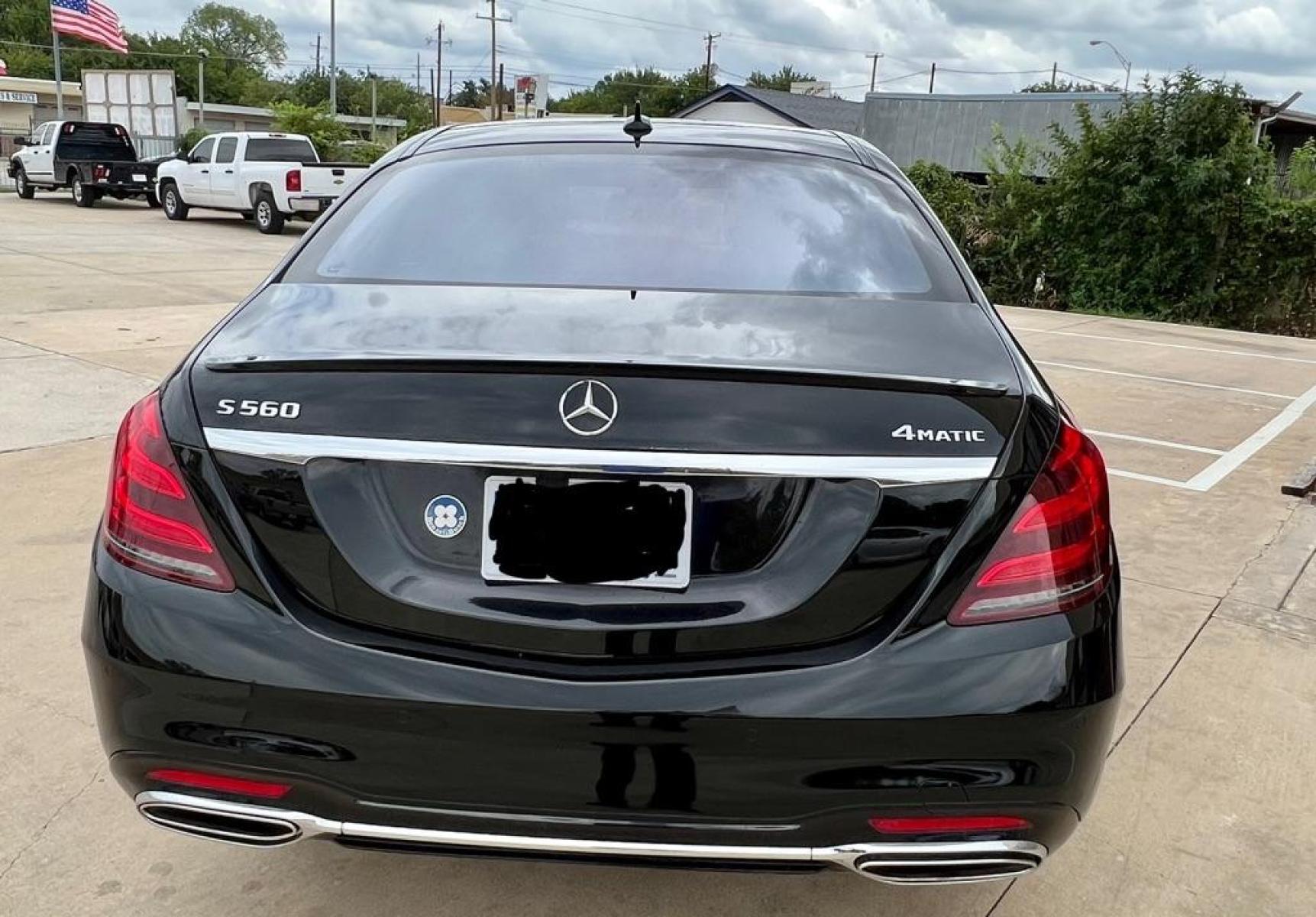 2019 Black MERCEDES-BENZ S-CLASS S560 4MATIC (WDDUG8GB5KA) with an 4.0L engine, Automatic transmission, located at 4415 NE 28th St, Haltom City, TX, 76117, (817) 222-9334, 32.795322, -97.280937 - Photo #7